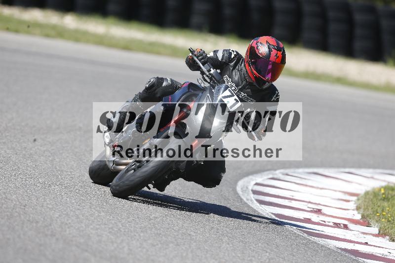 /Archiv-2025/48 25.08.2025 Cornu Master School ADR/gruen-vert/71